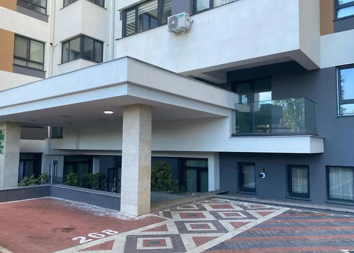Unirii Urban Cozy With Private Parking דירה